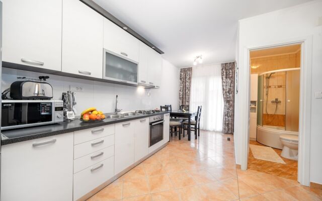 Adria Sun Apartments & More