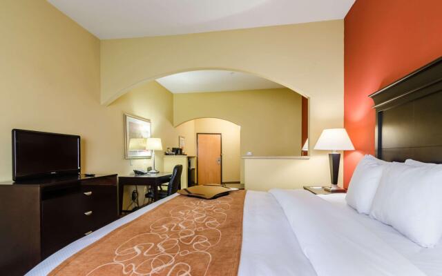 Comfort Suites Salina South
