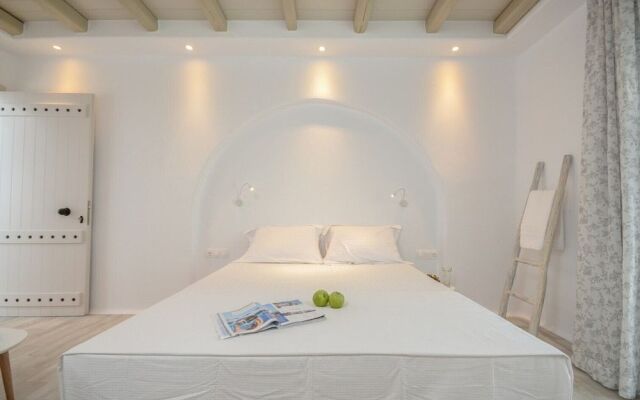 Naxian Spirit Suites & Apartments