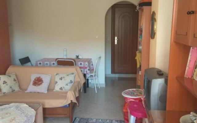 Ioannis Stagkonis Apartment
