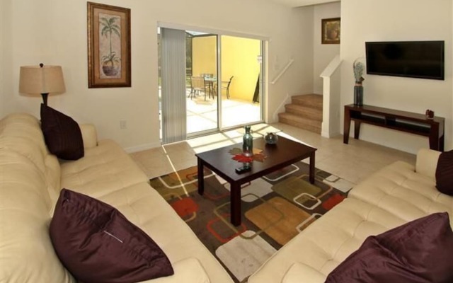 1021 Las Fuentes Dr 3 Bedroom Townhouse