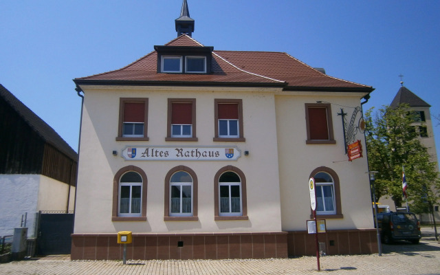 Thai Tawan Apartments