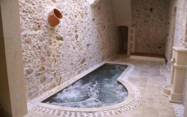 Villa Kamares Boutique Spa Apartments