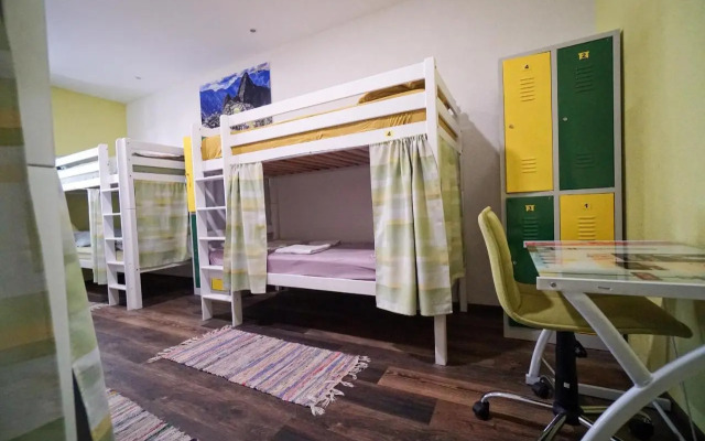 Oasis hostel
