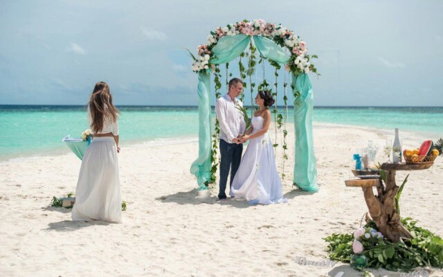 Omadhoo Coral View Inn