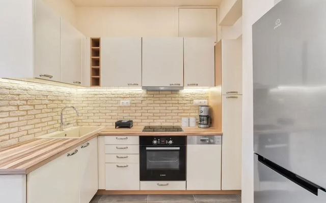 Serene Acropolis View Roofdeck