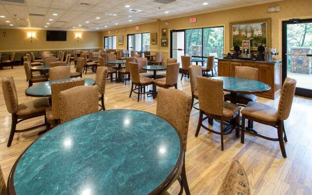 Music Road Resort Hotel and Inn