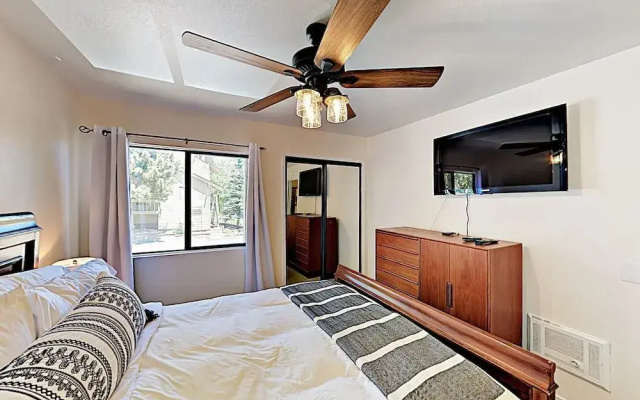 #527 Spacious Condo with Stunning Views