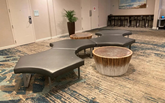Crowne Plaza Ventura Beach by IHG