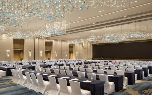 Crowne Plaza Xiangxi