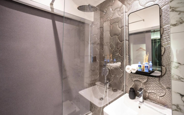 Natali luxury suites- mini rooms