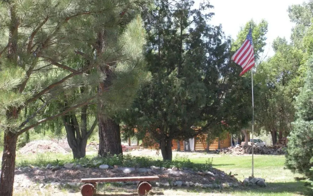 Questa Lodge