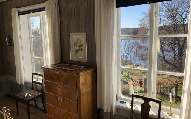 Frägsta Hälsingegård Bed & Breakfast