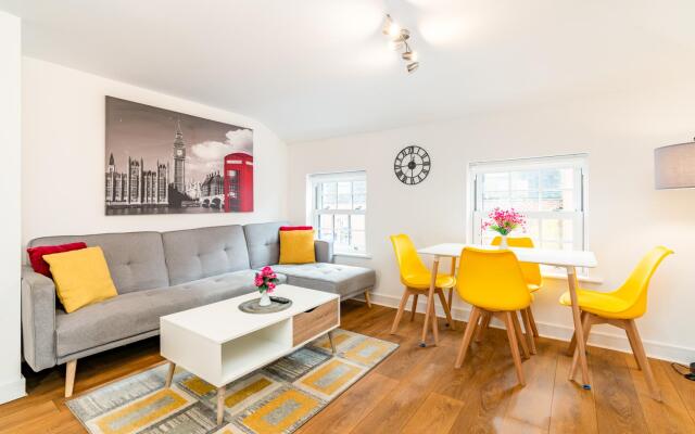 Town Center Apartment With 55'' Smart TV, Netflix
