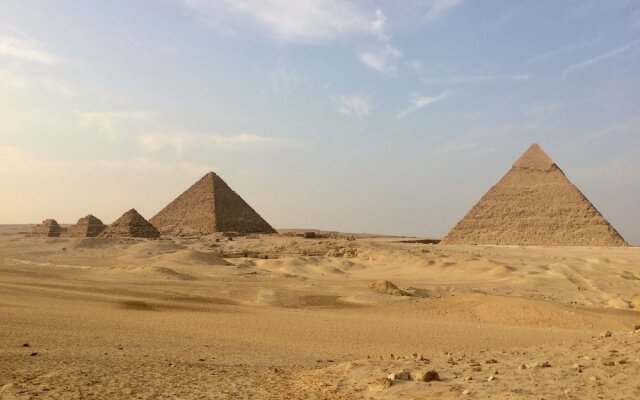 Giza Pyramids View Guest House