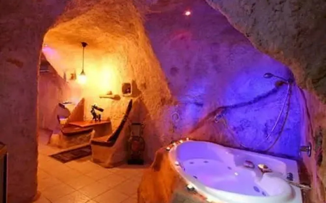 Magic Waterfall Caves