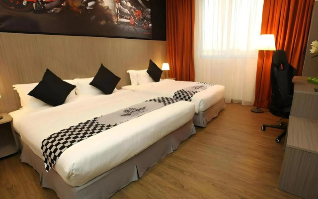 Hype Motorsports Hotel, Kuala Lumpur International Airport – Guest Rooms – Nilai