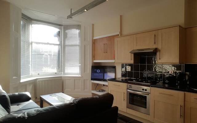 Bath Road Apartments
