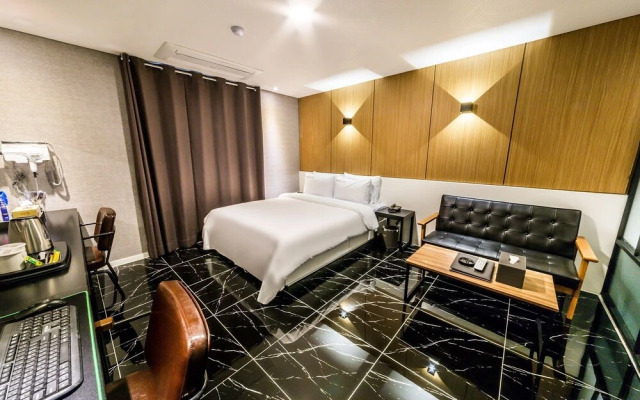 Wolgot Hotel RG