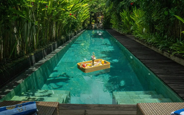 djabu Seminyak Hotel