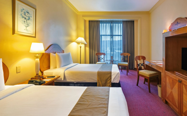 Waterfront Cebu City Hotel & Casino