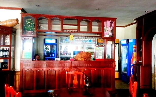Mekong Breeze Hotel