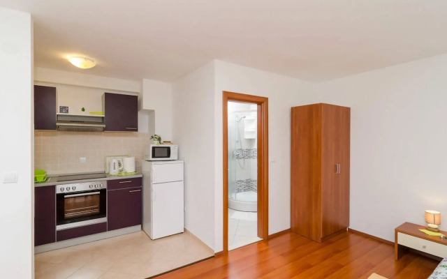Apartments Ira