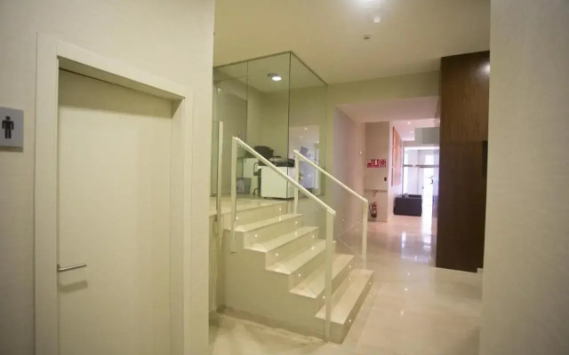 Hotel Carrís Cardenal Quevedo