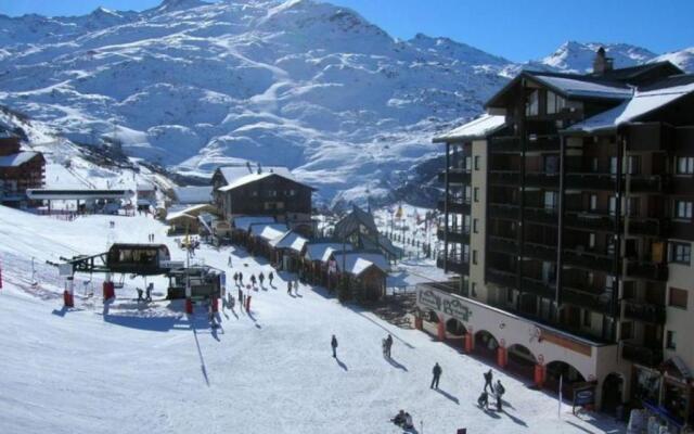 Appartement Les Menuires, 1 pièce, 4 personnes - FR-1-452-52