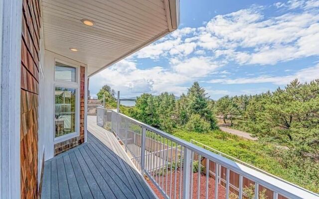 Anchors Aweigh Rockaway