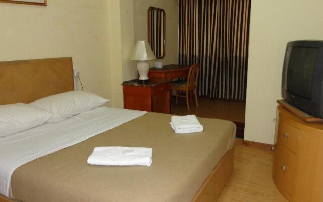 Pristine Hotel
