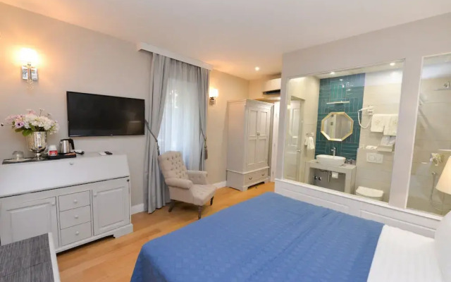 The Duke Luxury Rooms