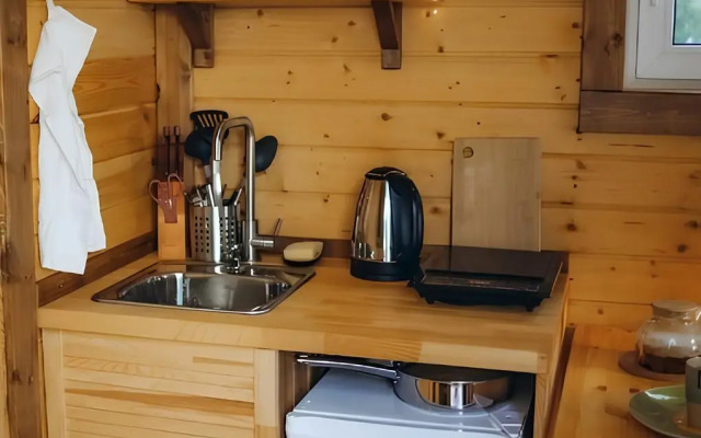 Крепкие Кровати