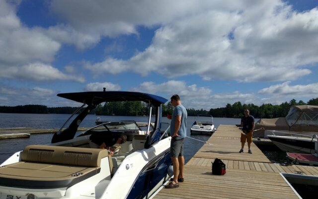 Muskoka Lake and Marina View Room