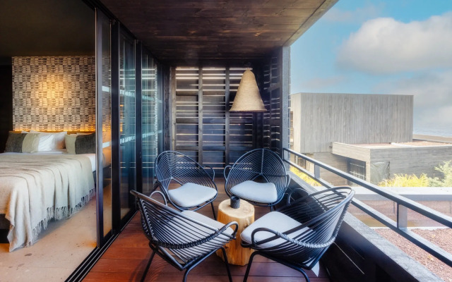 Wood Hotel & Spa