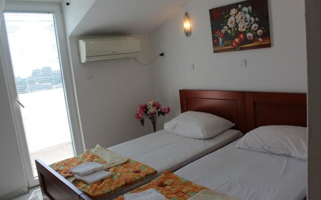 Rooms Stefa & Ilija