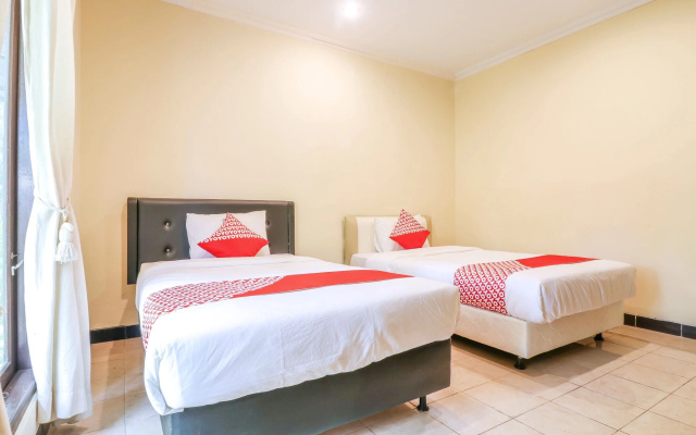 Super OYO 1654 Maha Bharata Kuta Inn – Guest Rooms – Kuta