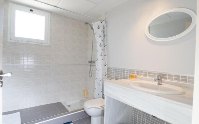 2287-Amazing apt 3bedrooms with huge terrace