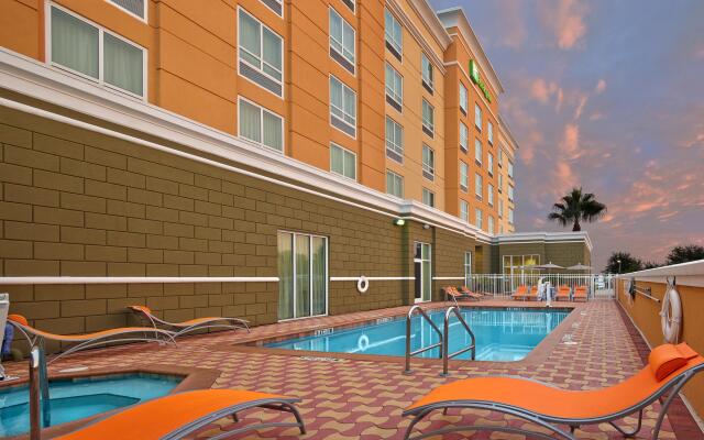 Holiday Inn Jacksonville E 295 Baymeadows, an IHG Hotel