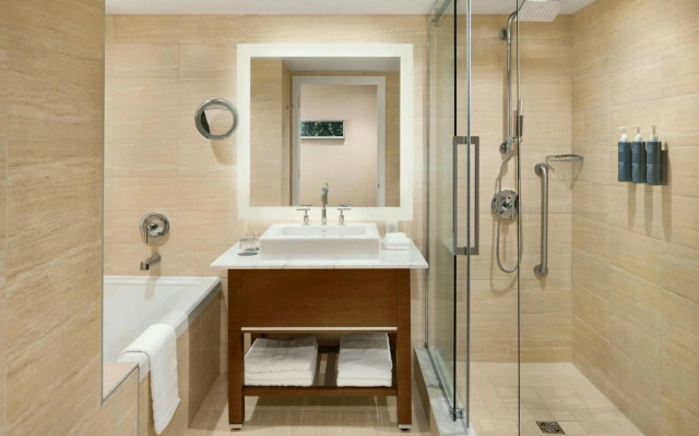 The Westin Wall Centre, Vancouver Airport