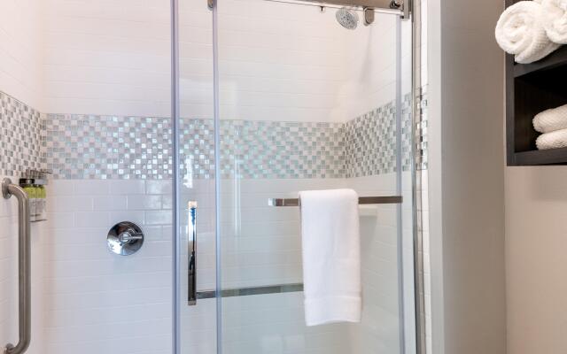 Staybridge Suites Lake Charles by IHG