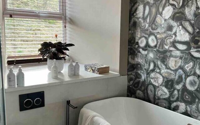 Immaculate 2-bed House in Embsay, Skipton