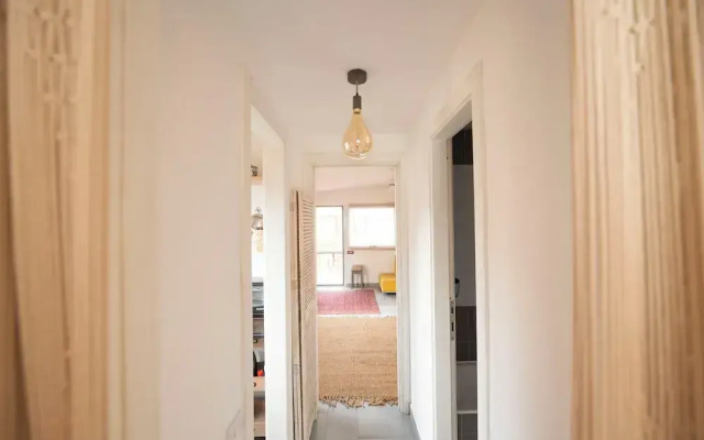 Romantic Terraced Escape in Prati