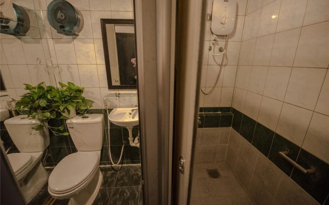 The Like Hostel & Cafe