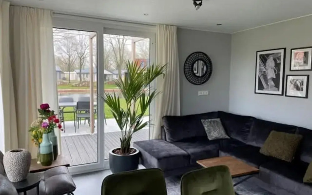 Modern Chalet With Dishwasher, Near De Efteling