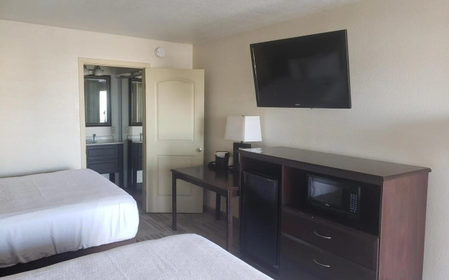 Grand Texan Hotel and Convention Center