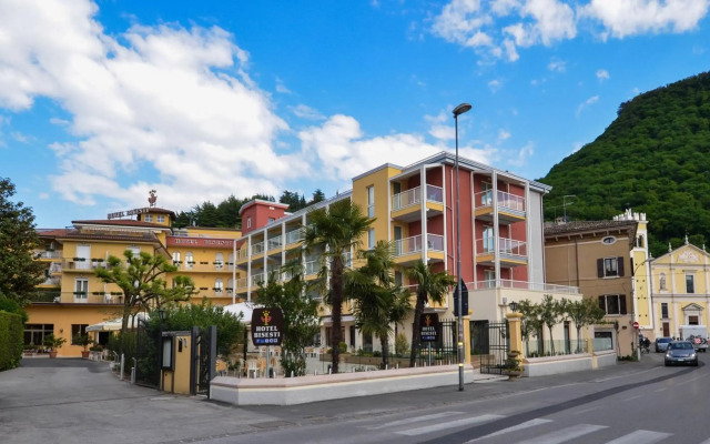 Hotel Bisesti