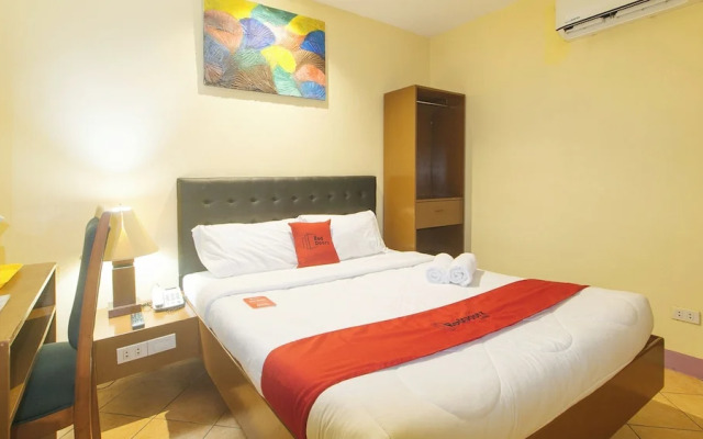 Reddoorz at Comfy Inn Ermita Manila