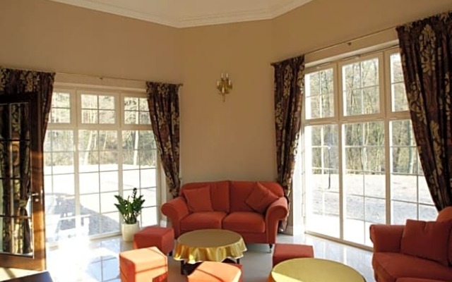 Dworek nad Rozlewiskiem