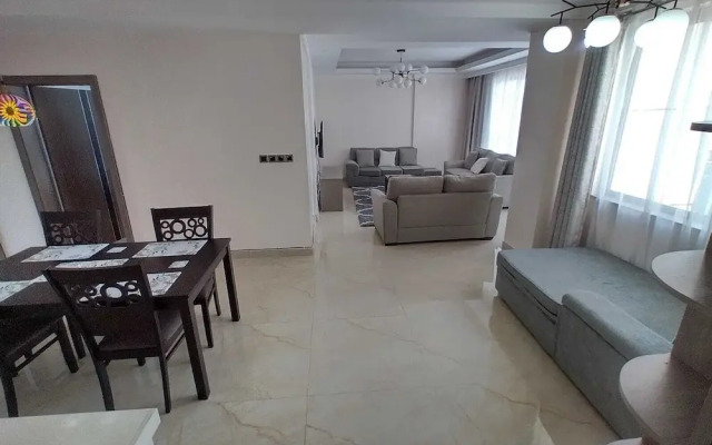 Lux Suites Vesta Gardens Apartments